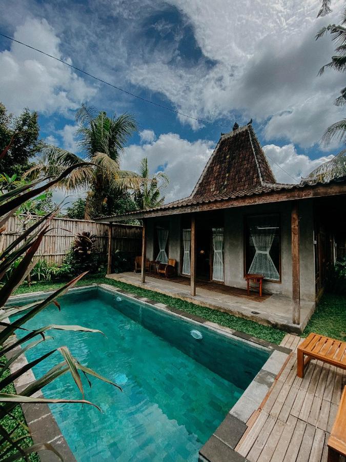 Sarini Villas Blahbatu Exterior foto